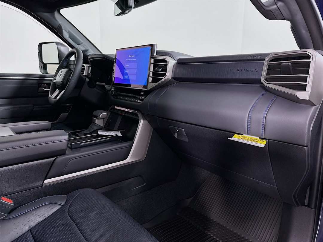 2026 Toyota Tundra Platinum - Image 30