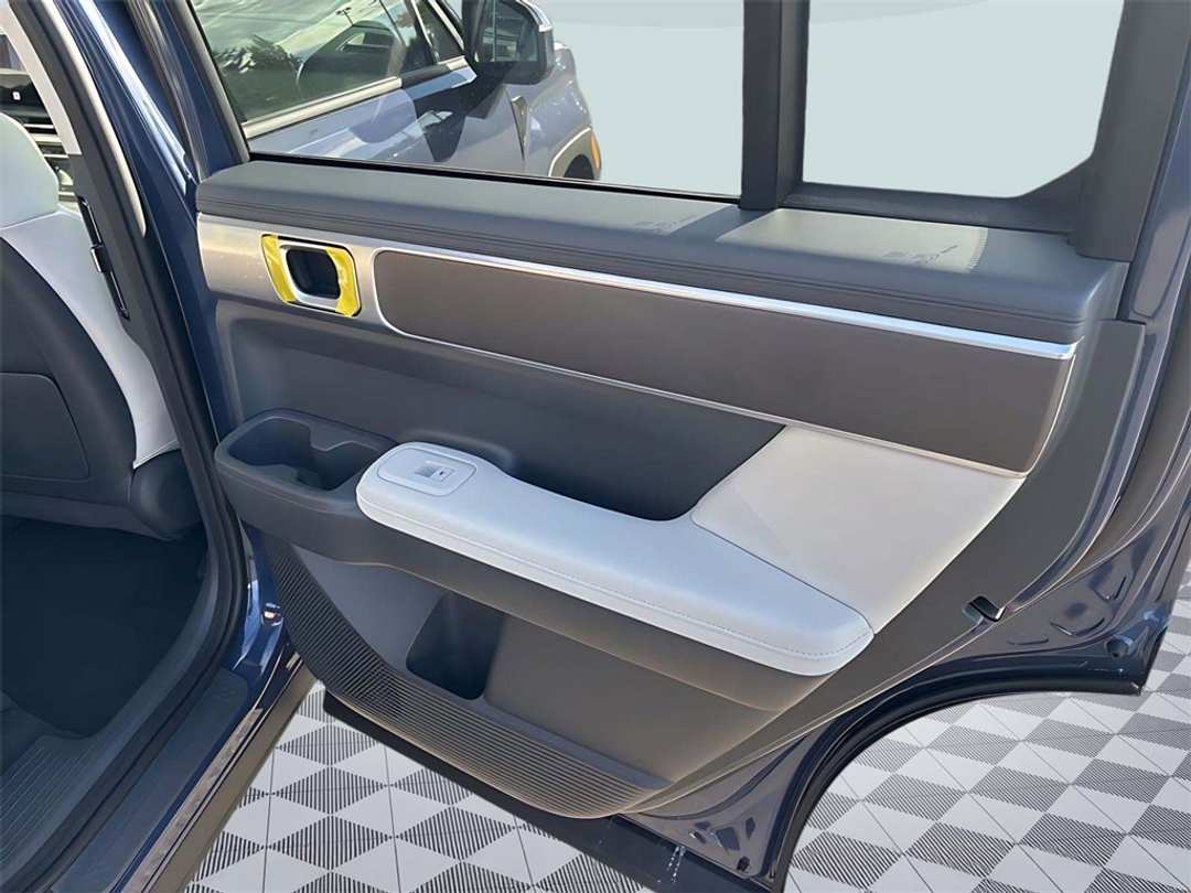 2026 Hyundai Santa Fe SEL - Image 15