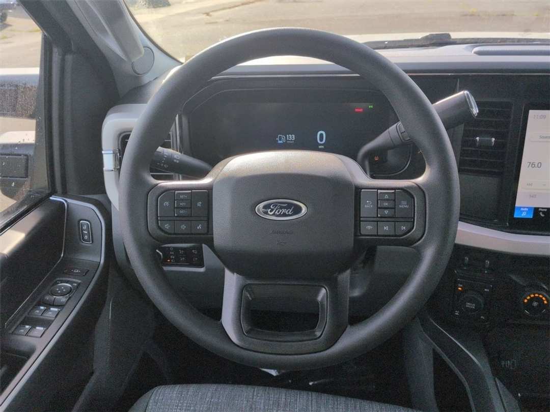 2026 Ford F-350Sd XLT - Image 14