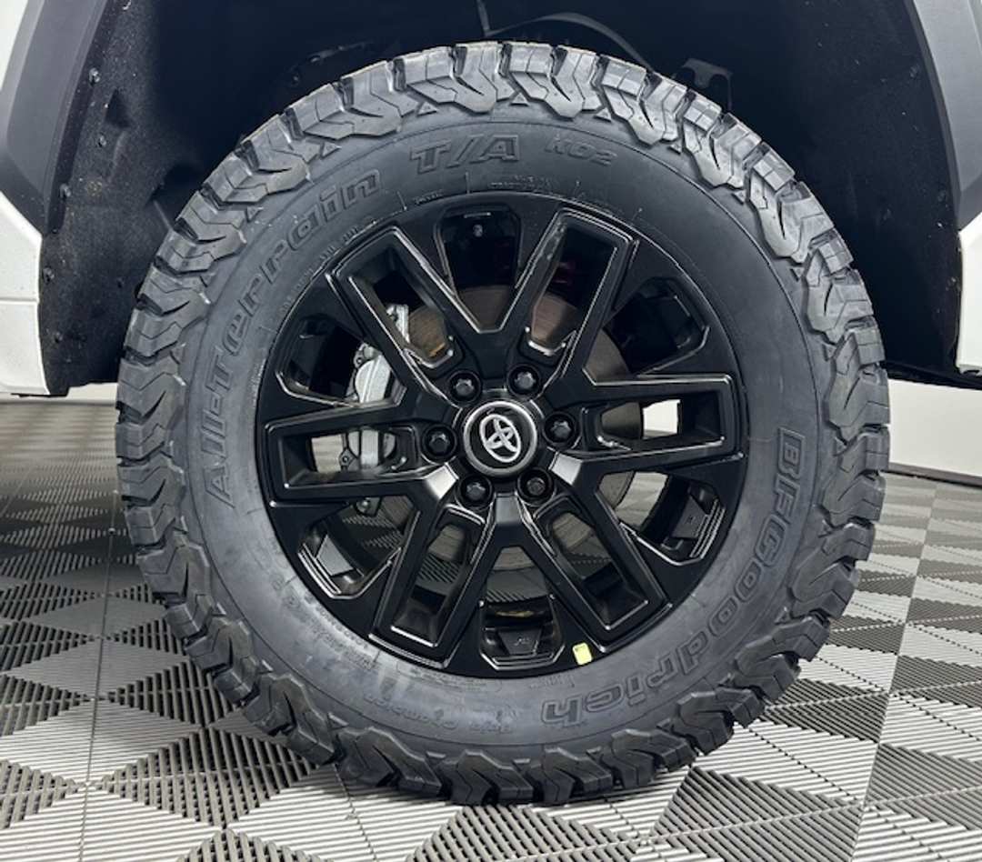 Toyota Tundra - Image 5