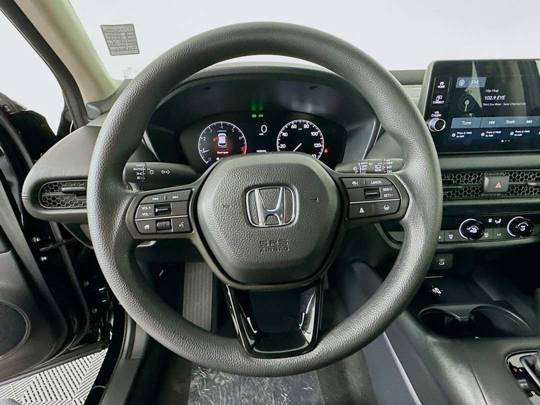 2026 Honda HR-V LX - Image 11