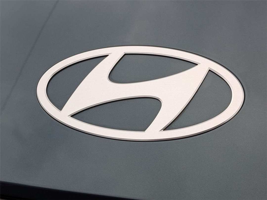 2025 Hyundai Ioniq 5 SE - Image 28