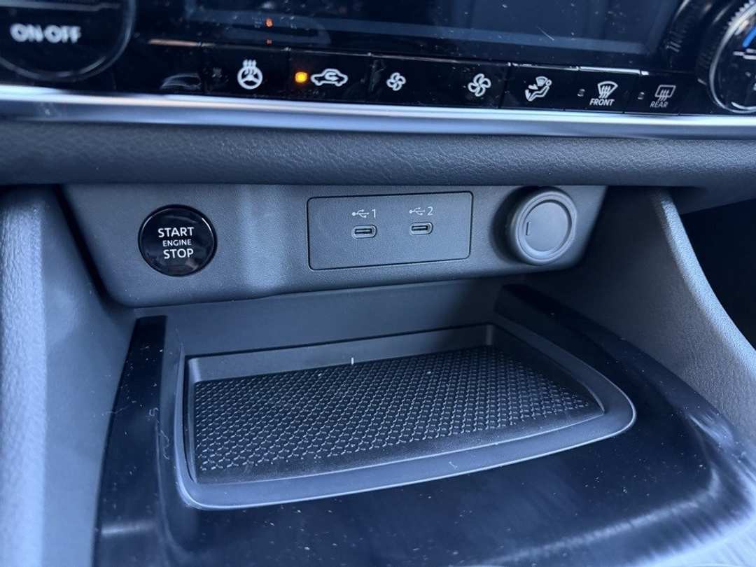 2026 Nissan Rogue Dark Armor - Image 25