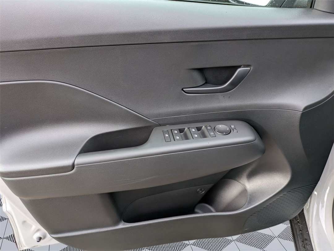 2026 Hyundai Kona SEL Sport - Image 9