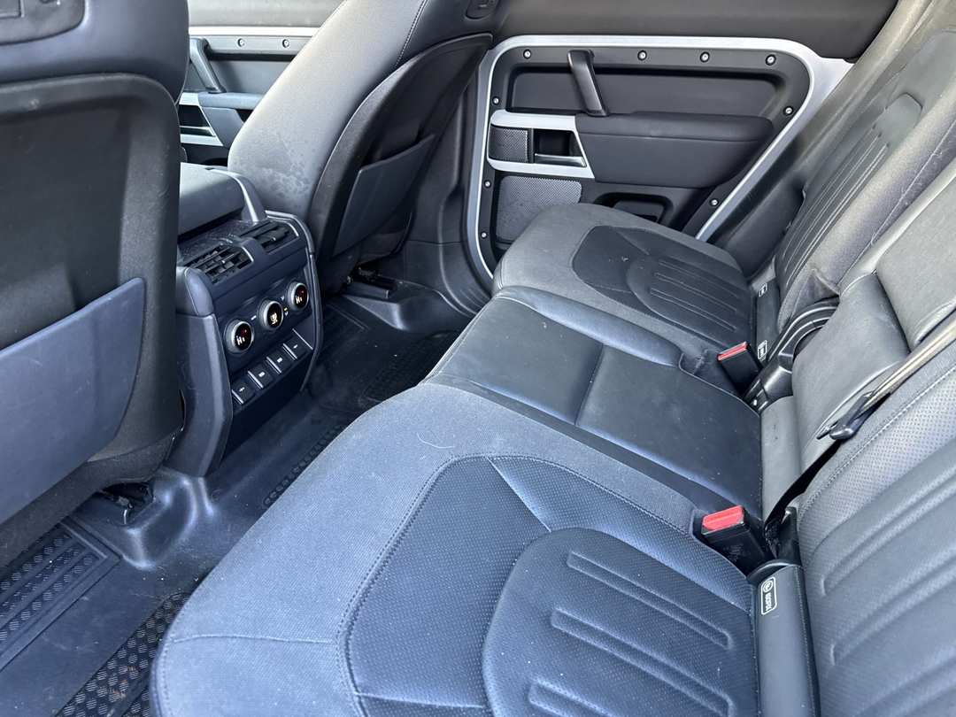 2020 Land Rover Defender 110 First Edition - Image 11