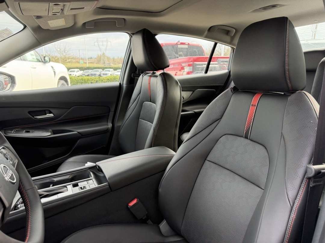 2026 Nissan Sentra SR - Image 13