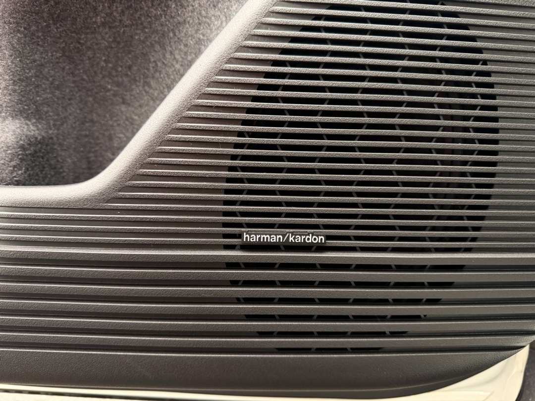 2026 Subaru Outback Touring XT - Image 13