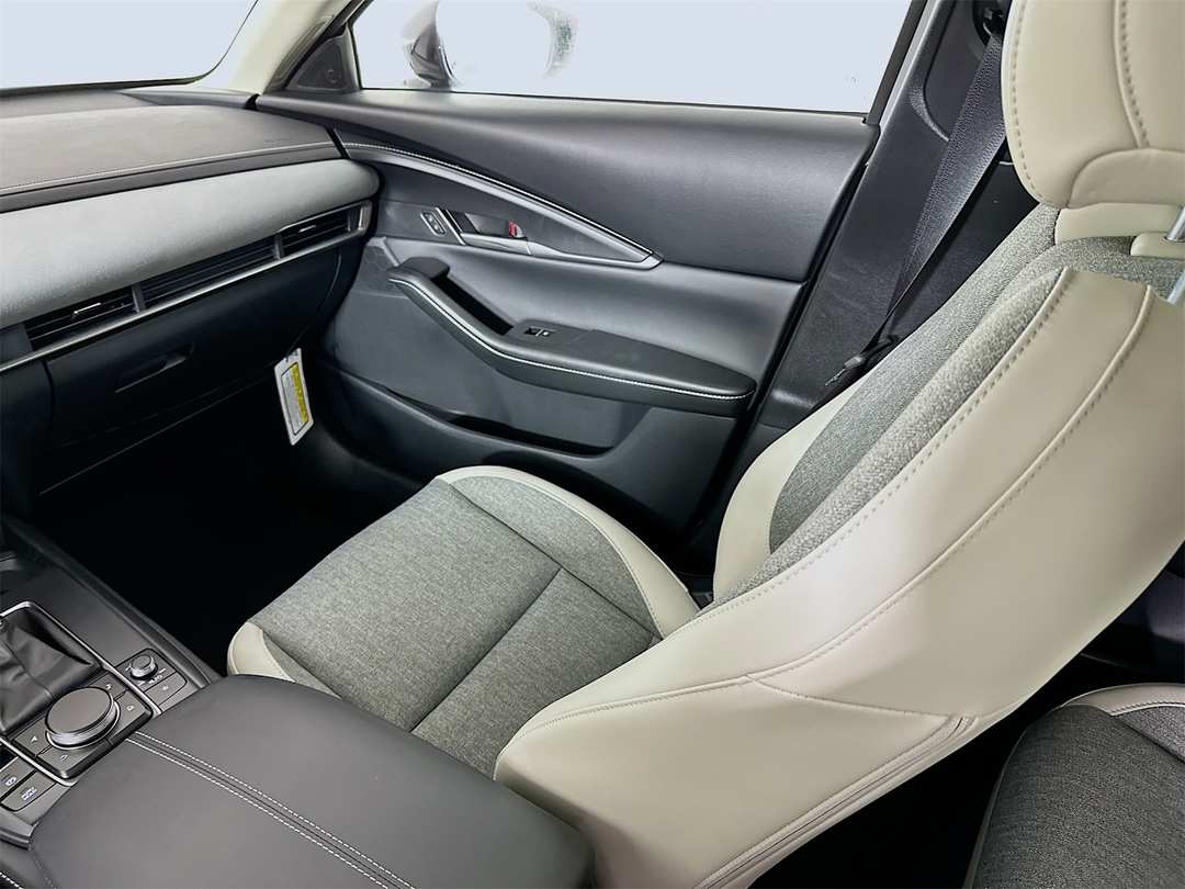 2026 MAZDA Cx-30 2.5 S Aire Edition - Image 24