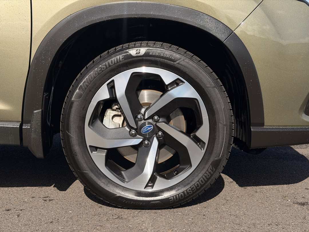 2024 Subaru Forester Touring - Image 8