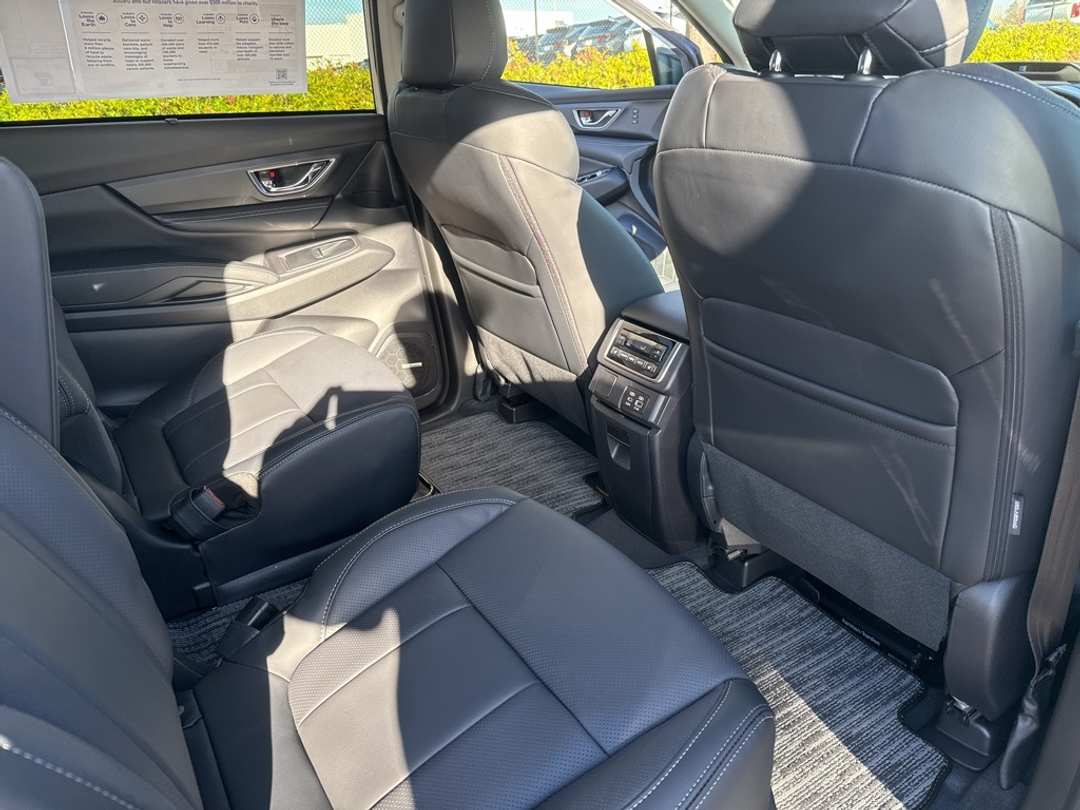 2026 Subaru Ascent Limited - Image 28