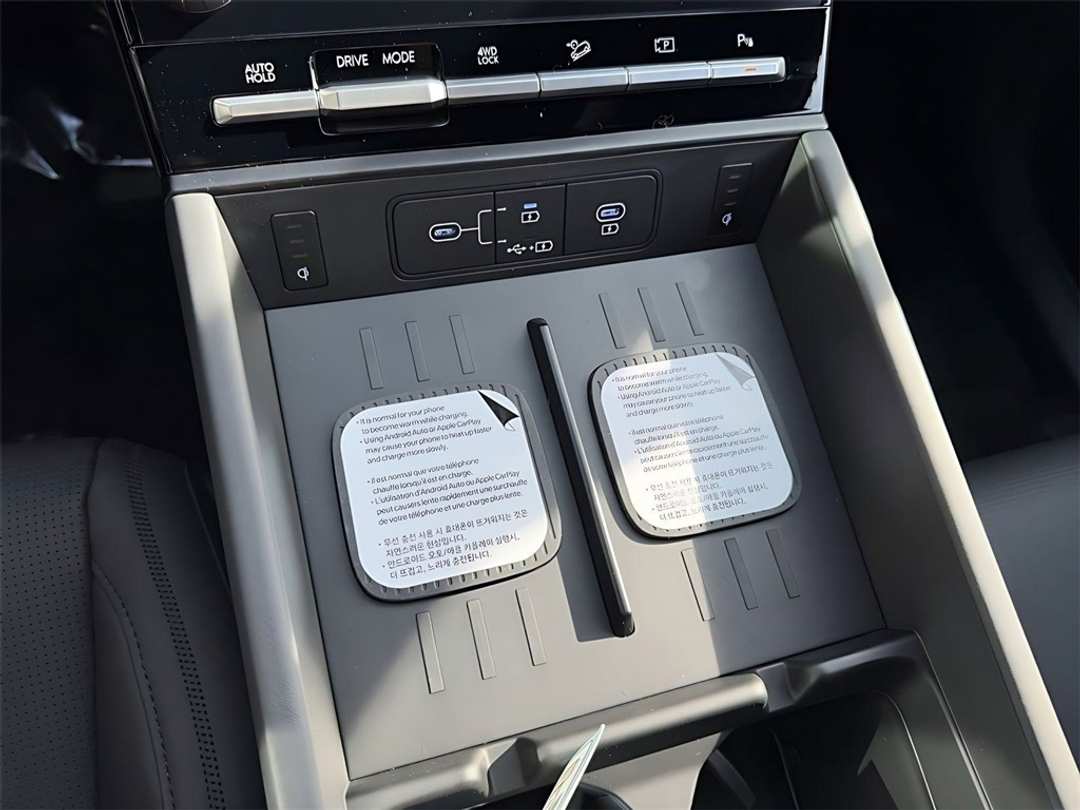 2026 Hyundai Santa Fe Calligraphy - Image 24