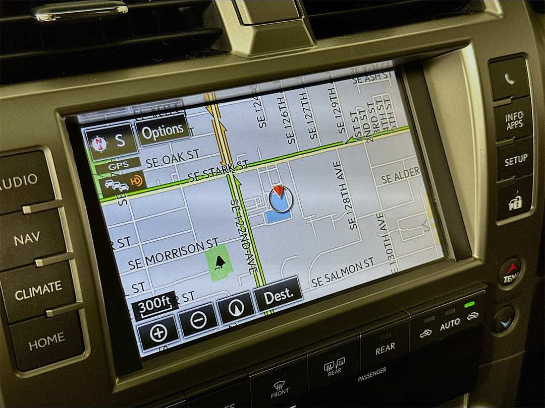 2021 Lexus GX 460 - Image 13