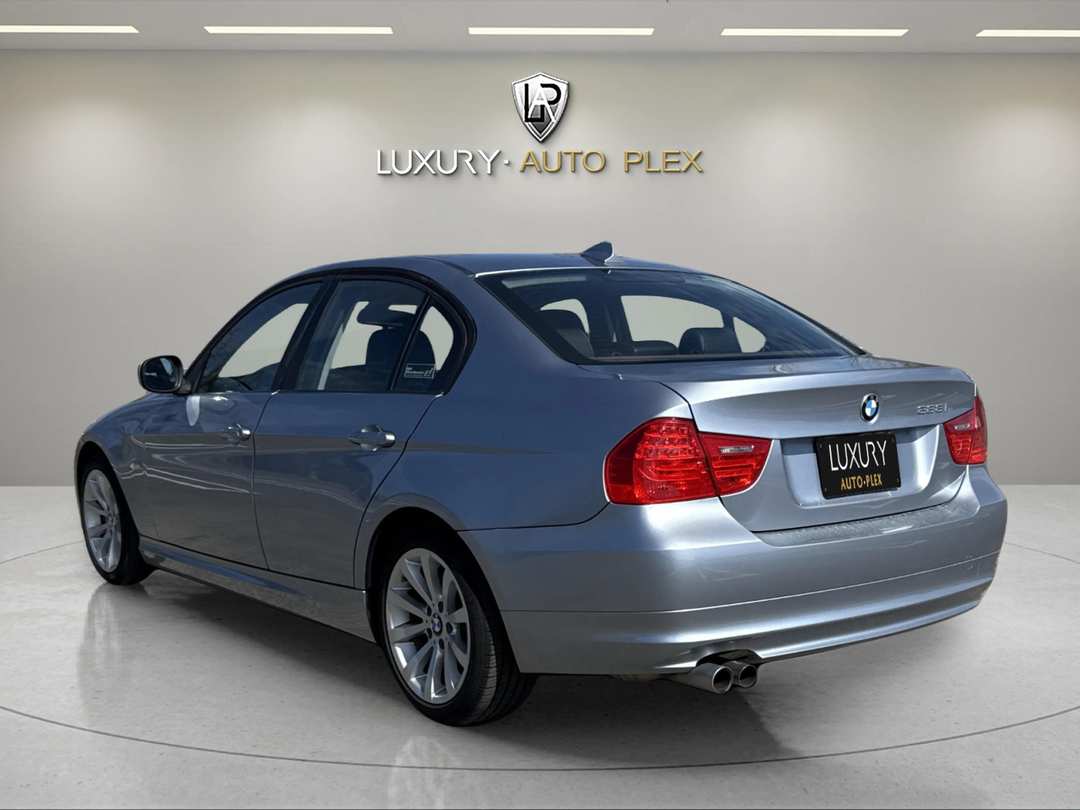 2011 BMW 3 Series 328I NAVIGATION LOW MILES ONLY 57,000 MILES PRISTINE CON. - Image 3
