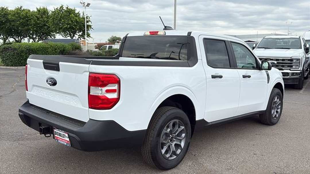 2026 Ford Maverick XLT - Image 3