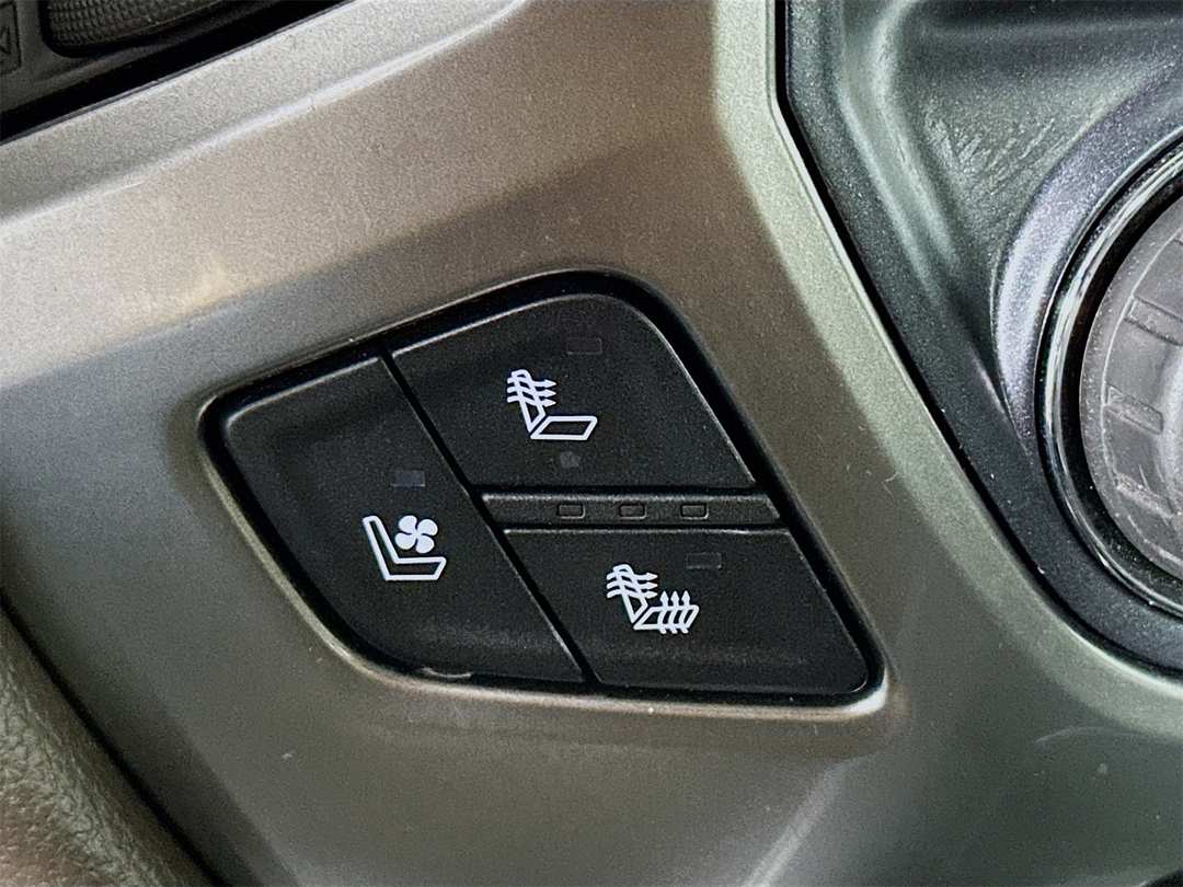 2017 Chevrolet Silverado 1500 LTZ - Image 21