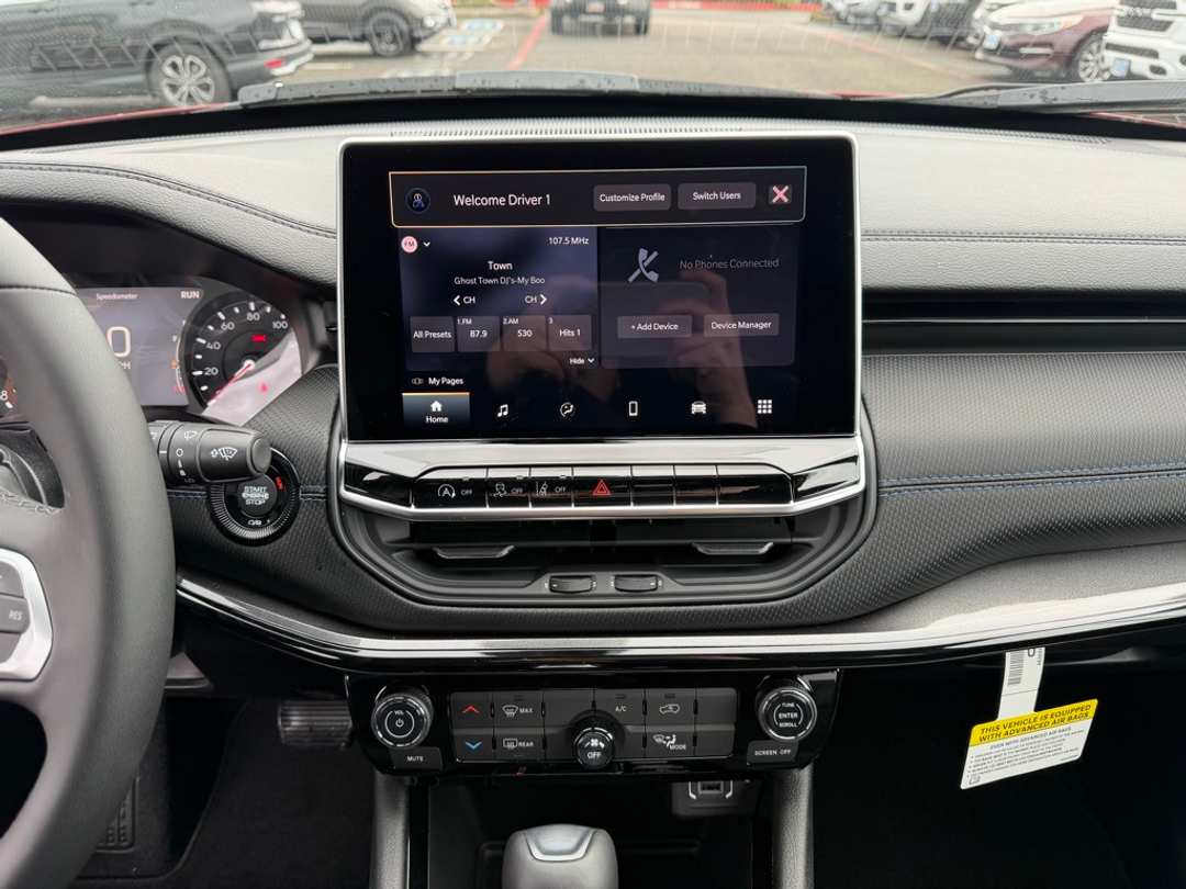 2026 Jeep Compass Latitude - Image 21