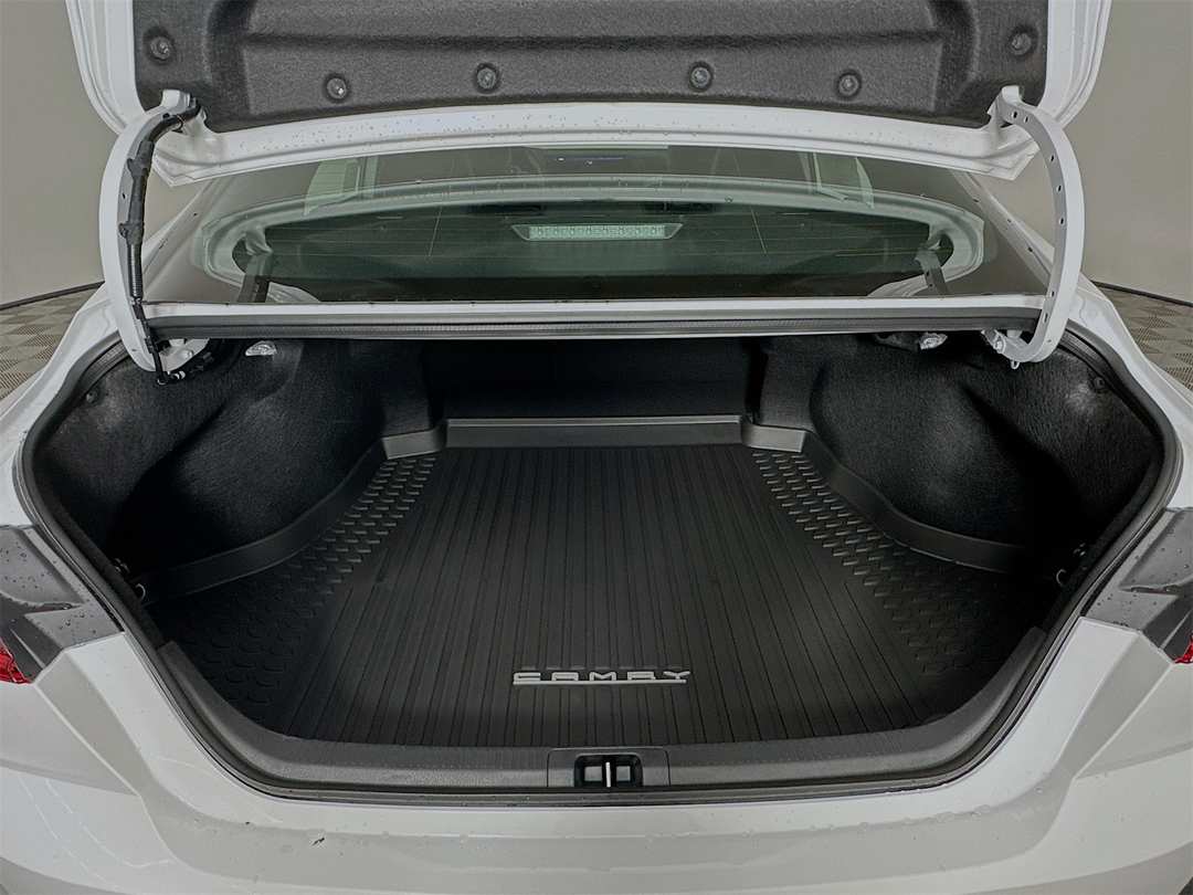 2026 Toyota Camry SE Nightshade - Image 27