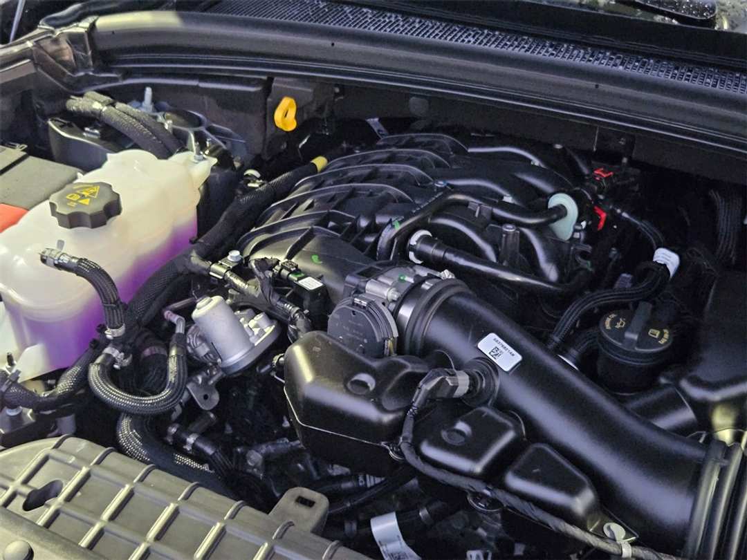 2025 Jeep Grand Cherokee Altitude X - Image 38