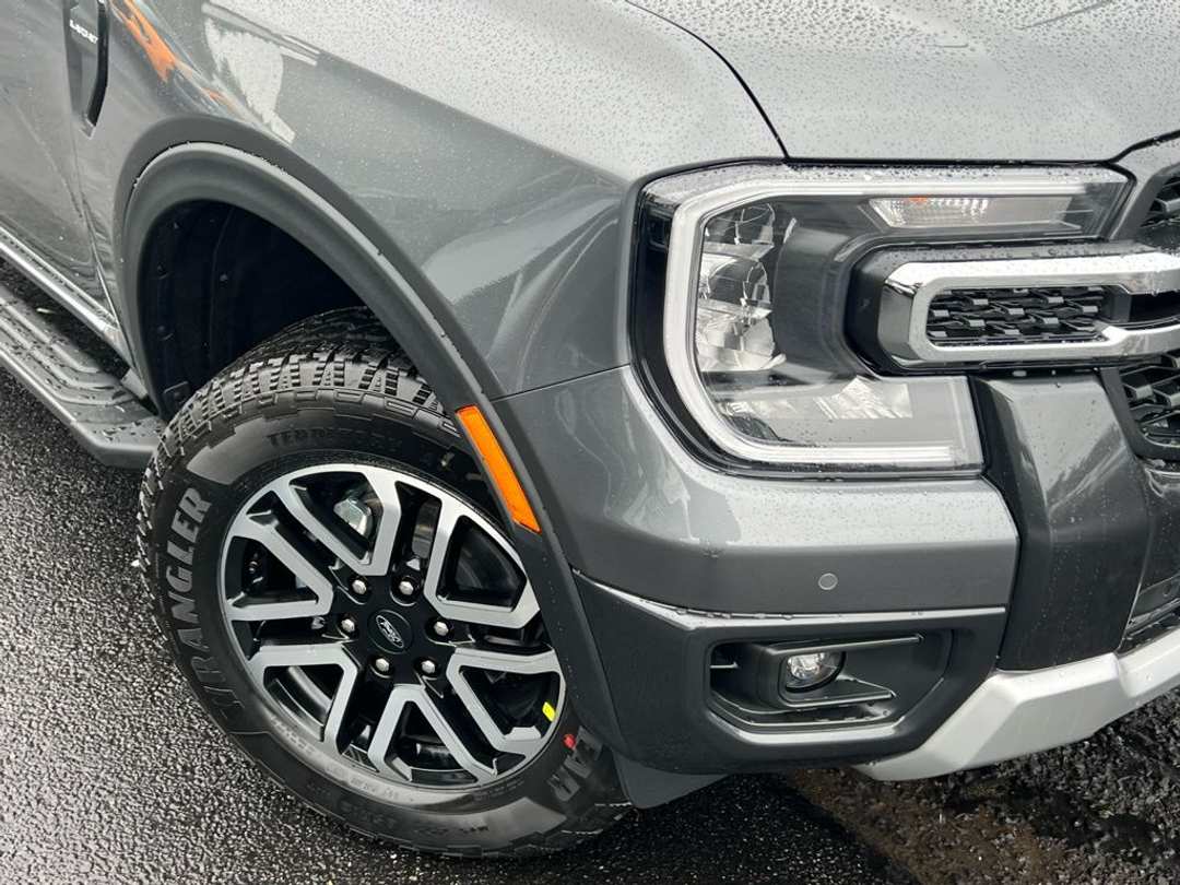 2026 Ford Ranger Lariat - Image 2