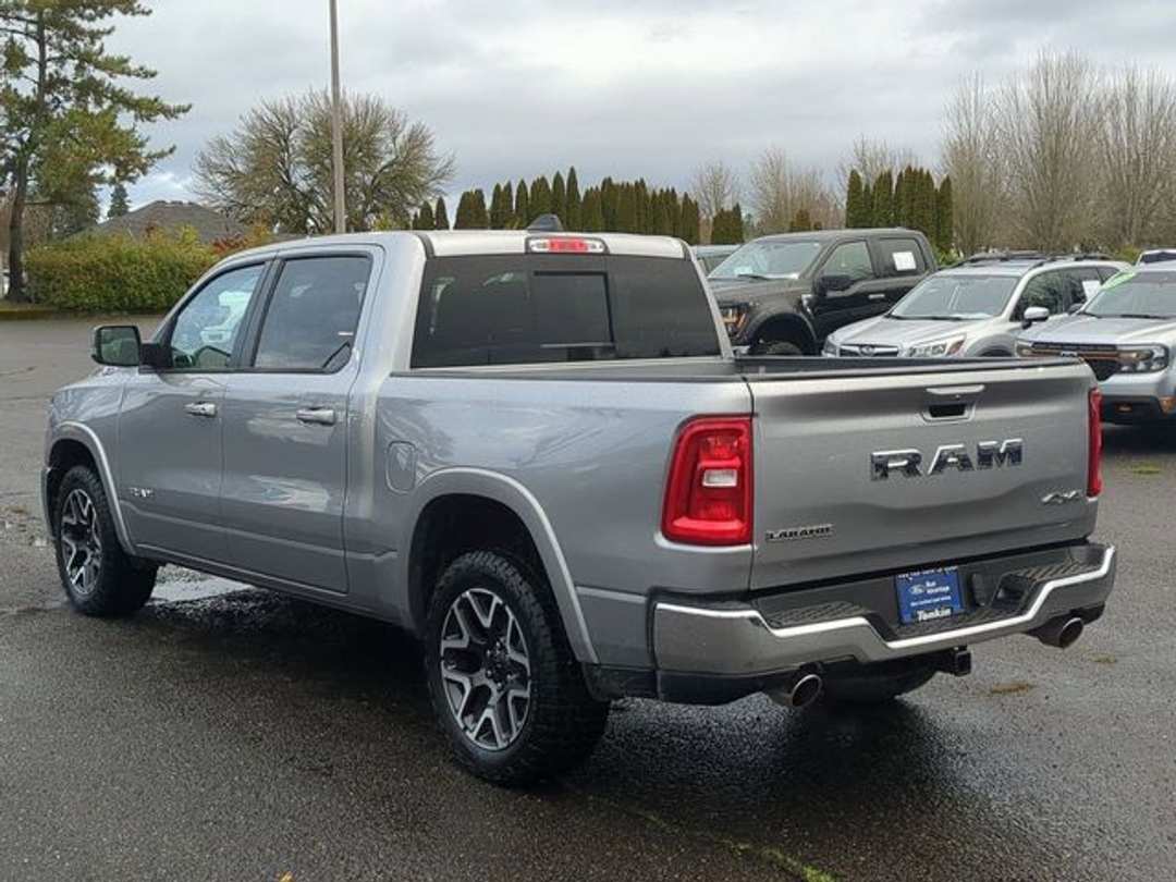 2025 Ram 1500 Laramie - Image 3