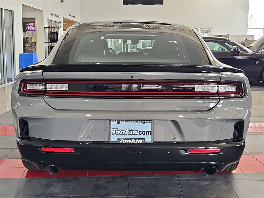 2026 Dodge Charger R/T Scat Pack - Image 5