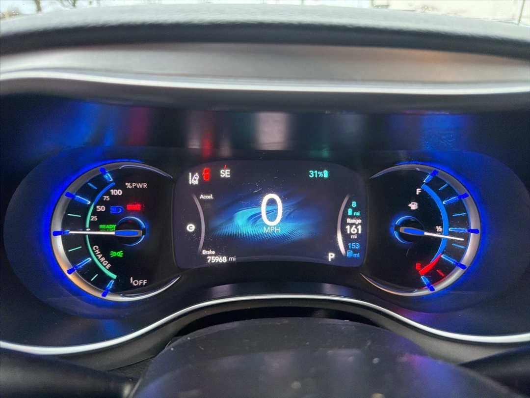 2019 Chrysler Pacifica Limited - Image 30