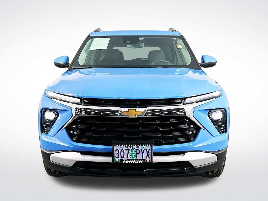 2024 Chevrolet Trailblazer LT - Image 2
