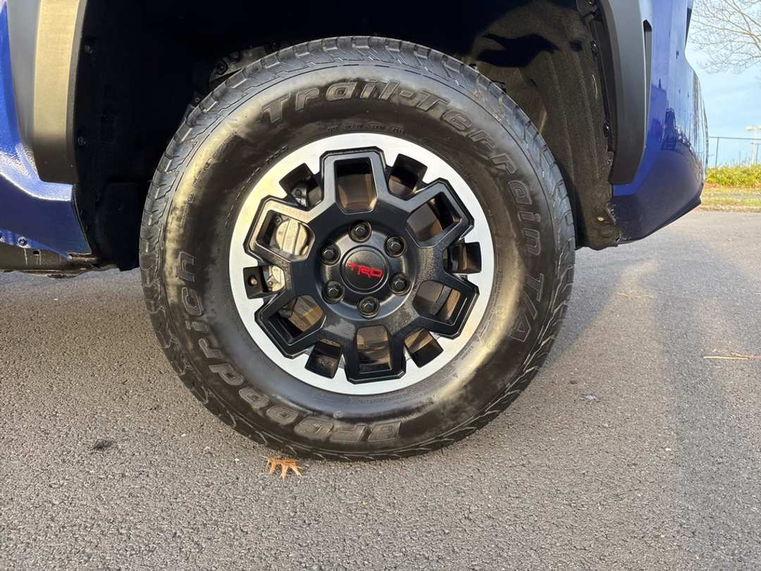 2024 Toyota Tacoma TRD OffRoad - Image 9