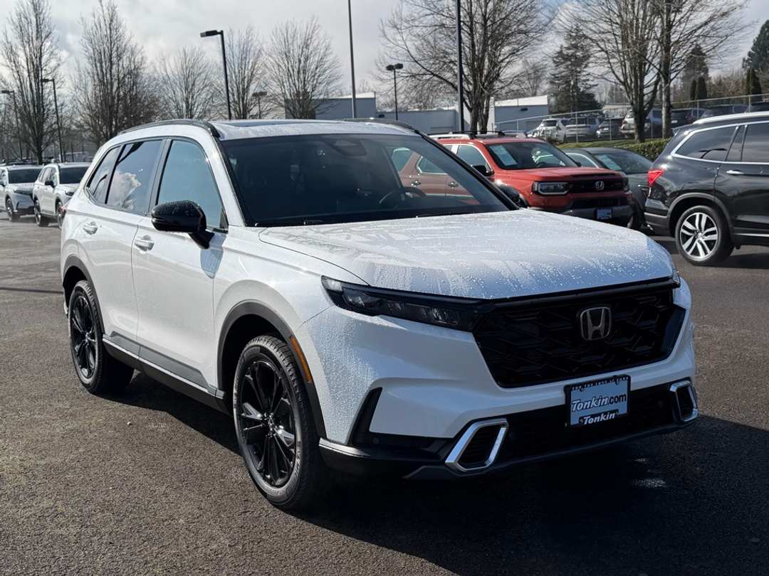 2026 Honda CR-V Sport Touring - Image 2