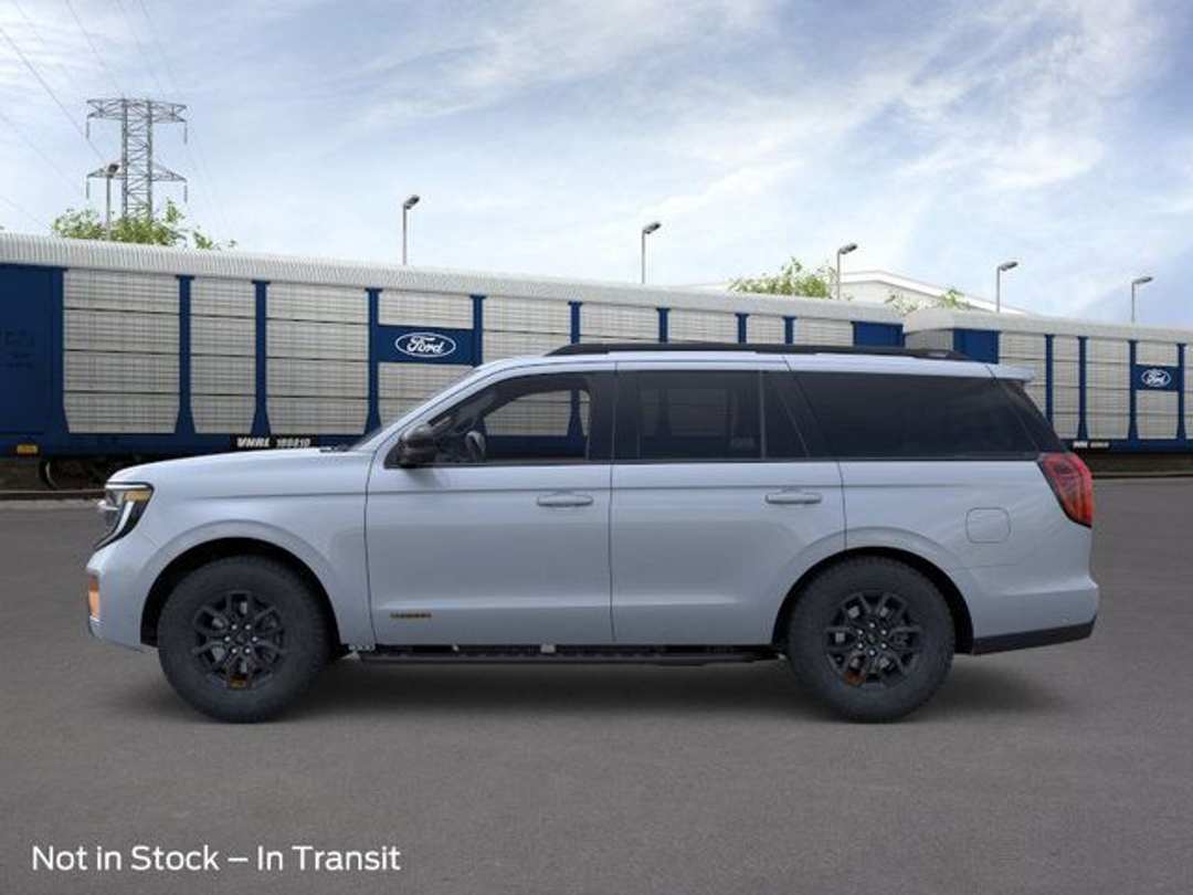 2026 Ford Expedition Tremor - Image 3