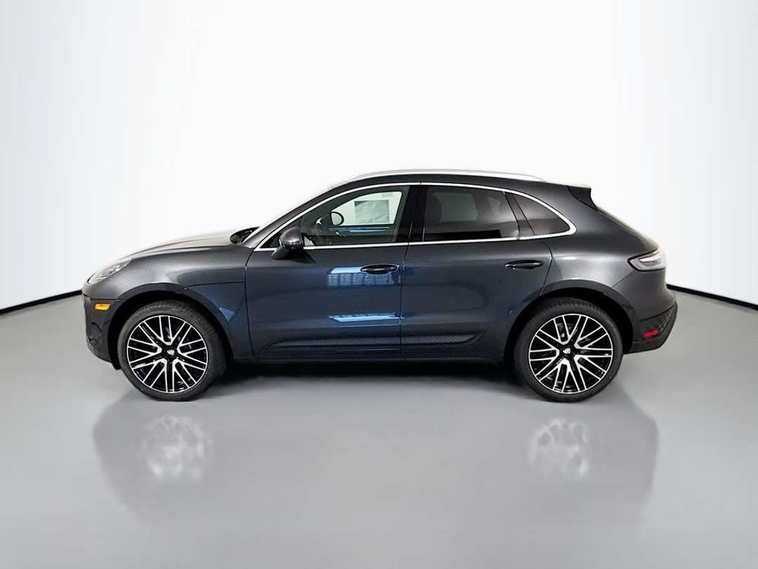 2026 Porsche Macan - Image 2