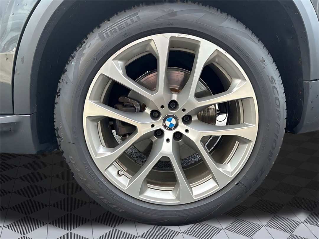 2023 BMW X5 xDrive40i - Image 25