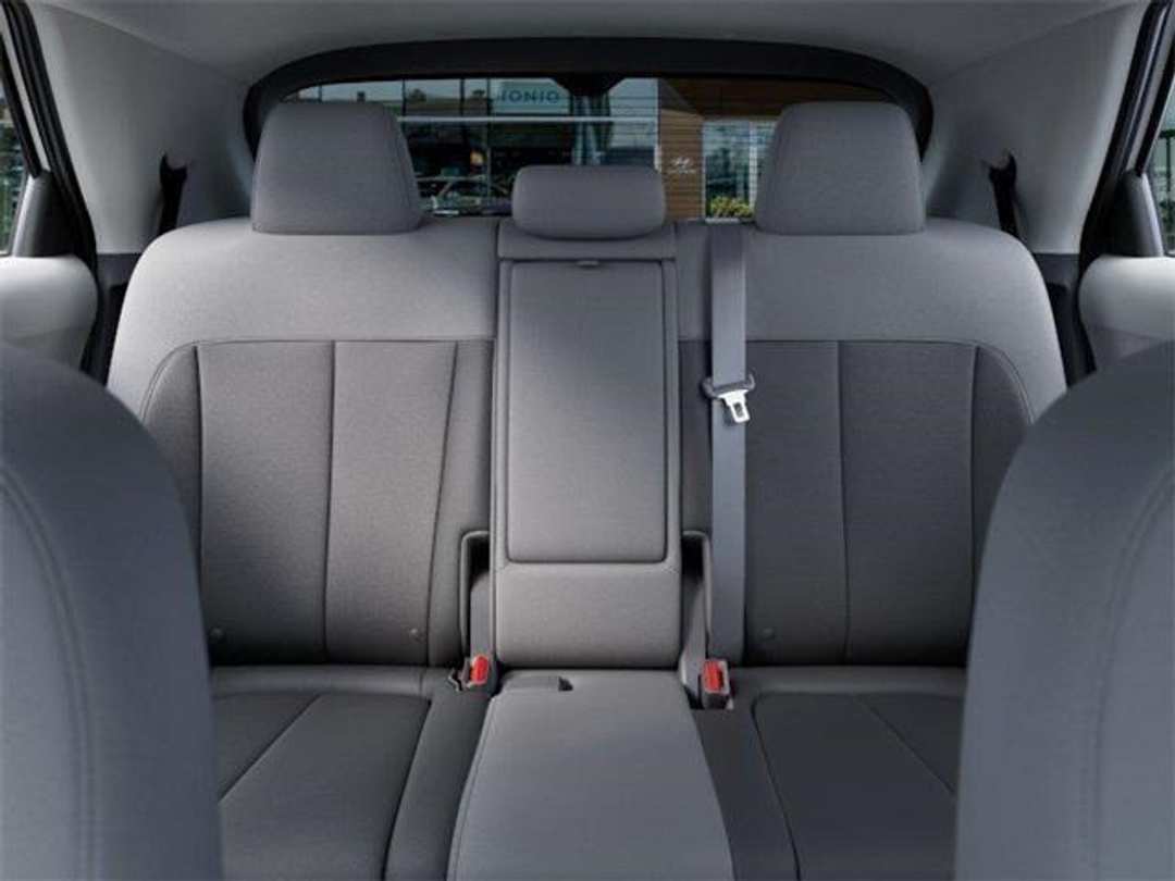 2026 Hyundai Ioniq 5 SE - Image 12