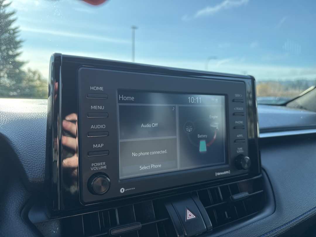 2022 Toyota Rav4 SE - Image 21