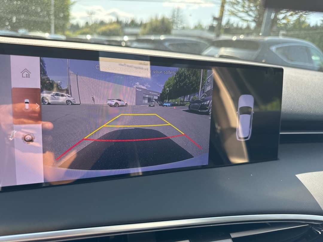 2026 Genesis Electrified Gv70 - Image 43