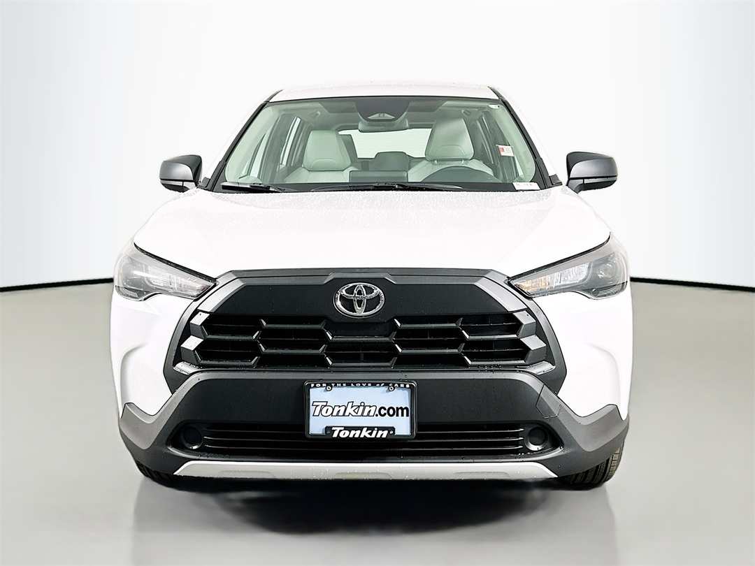 2026 Toyota Corolla Cross L - Image 2