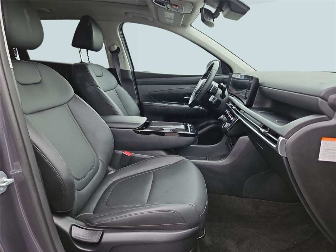 2025 Hyundai Tucson SEL Convenience - Image 28