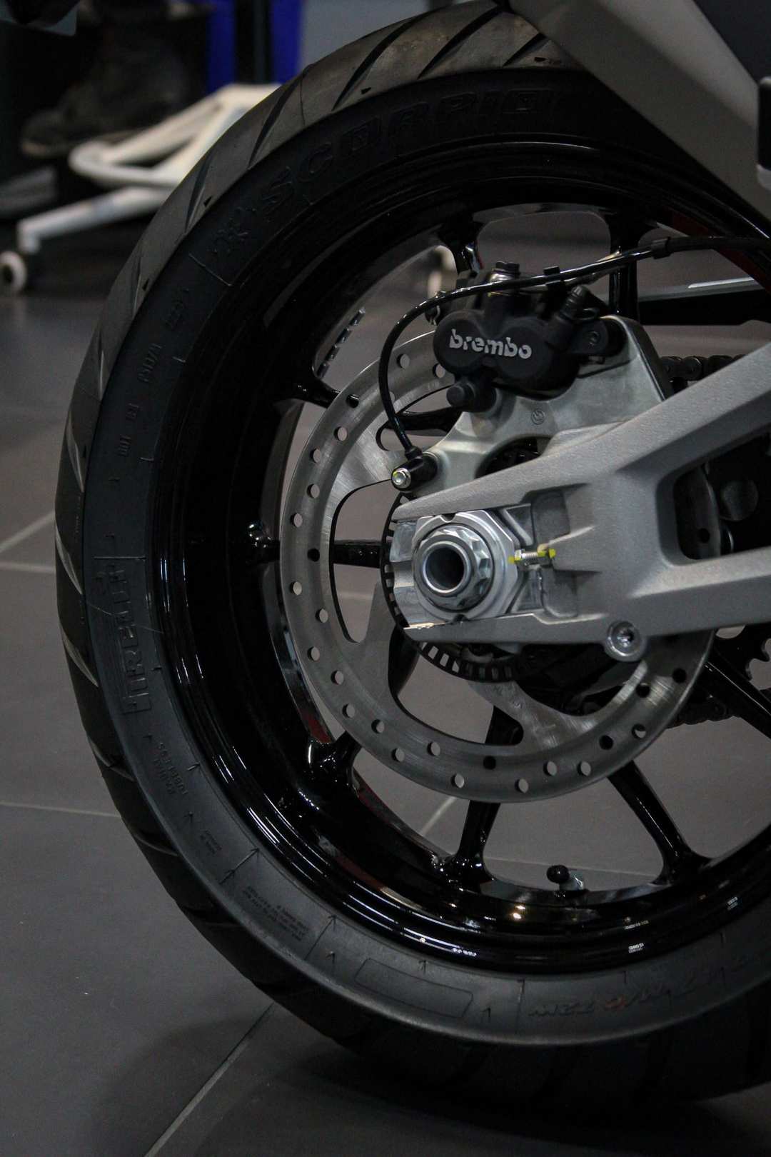 2024 Ducati Multistrada V4 S Travel & Radar - Image 9