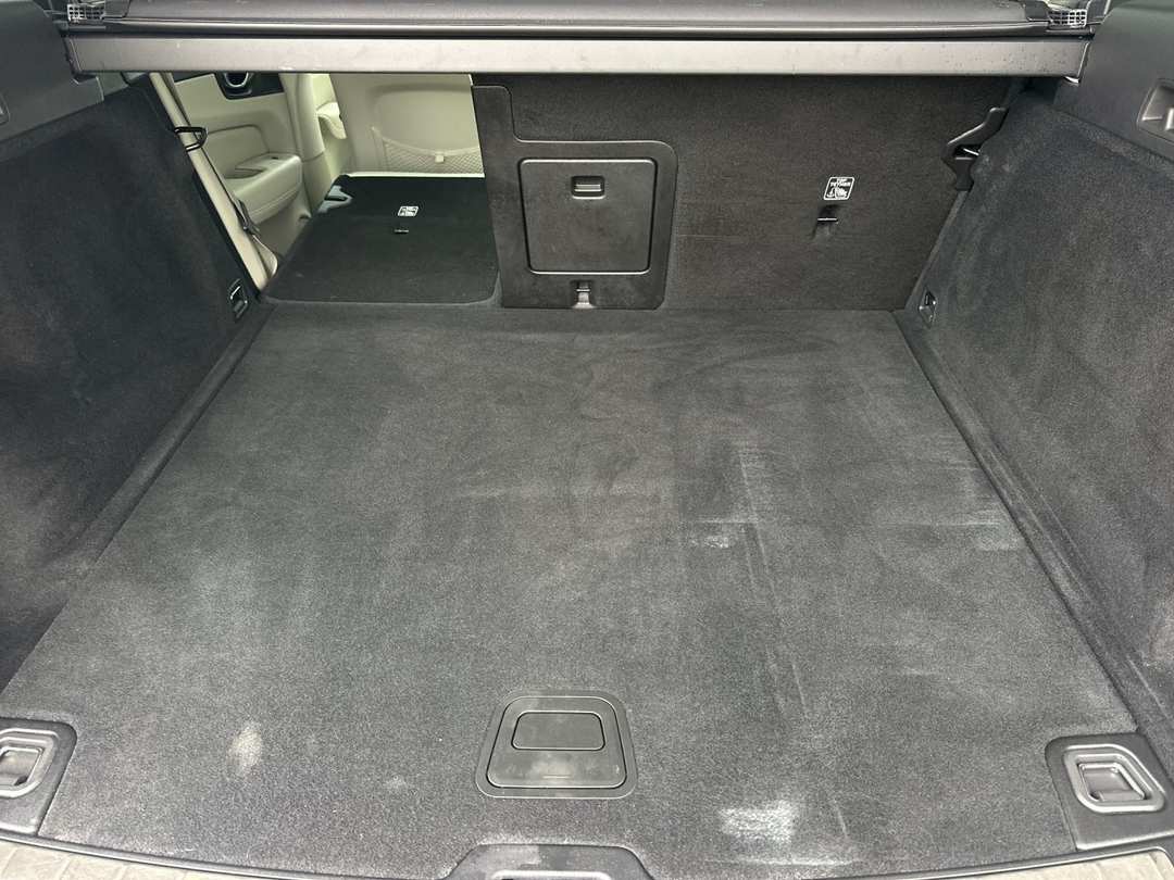 2023 Volvo Xc60 B5 Plus Bright Theme - Image 14