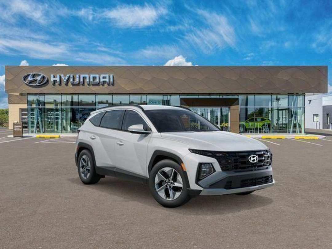2026 Hyundai Tucson SEL - Image 2