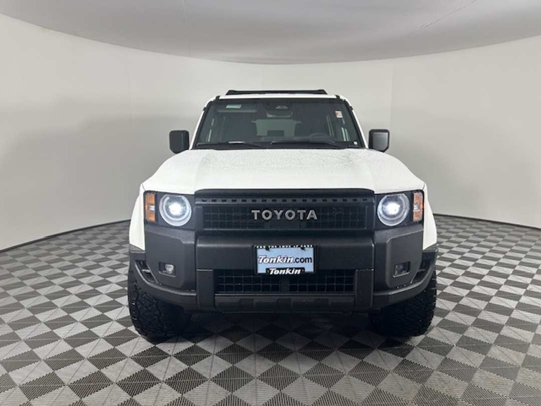 Toyota Land Cruiser - Image 2