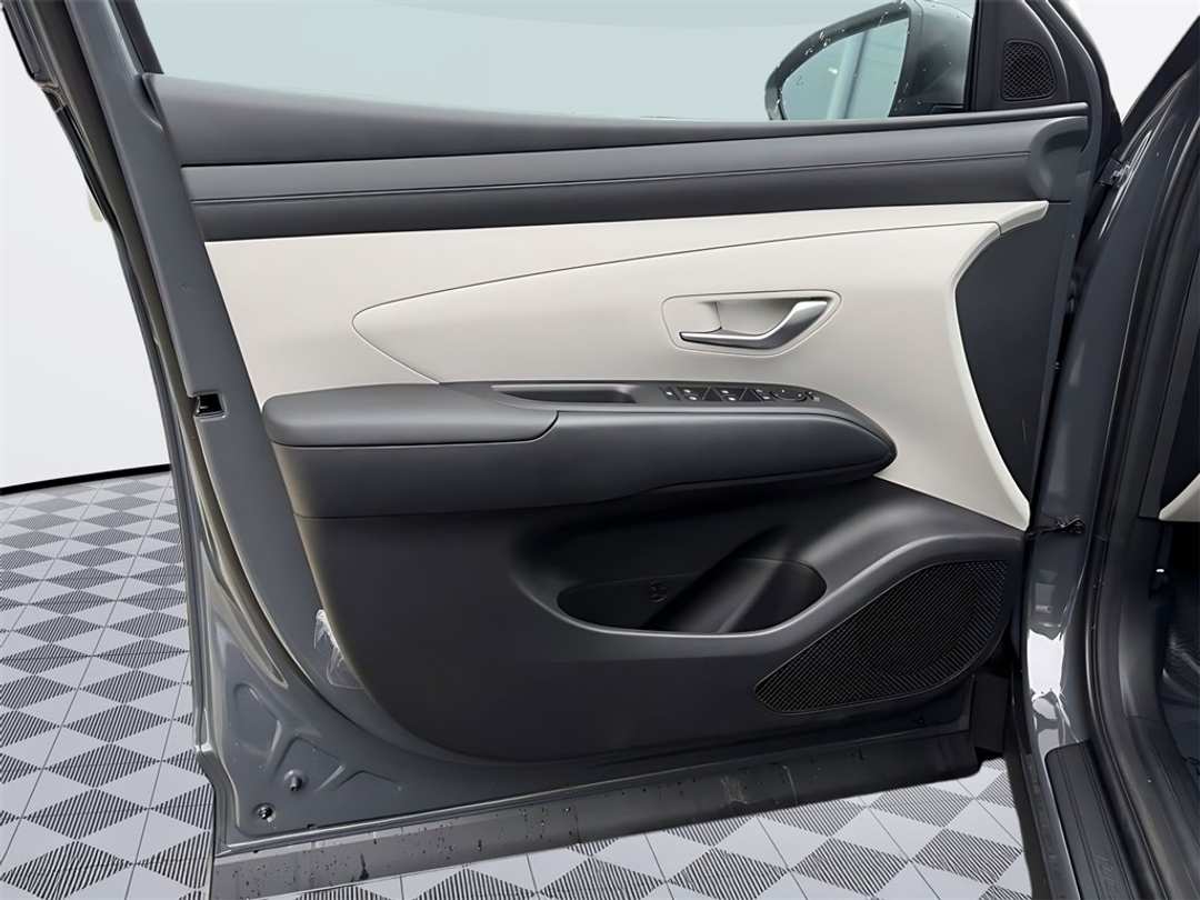 2026 Hyundai Tucson SEL - Image 11