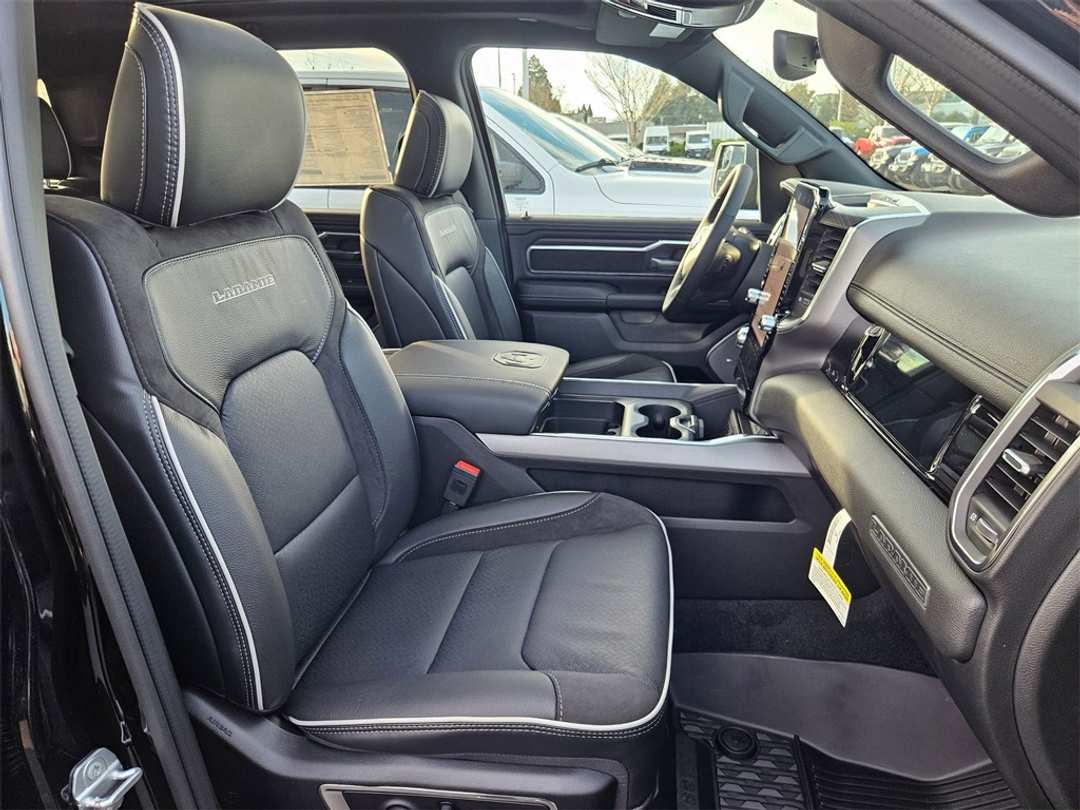 2026 Ram 1500 Laramie - Image 37