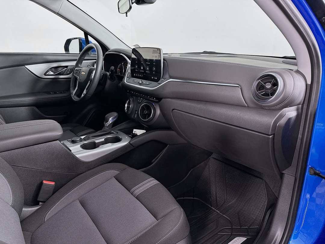 2025 Chevrolet Blazer LT - Image 30