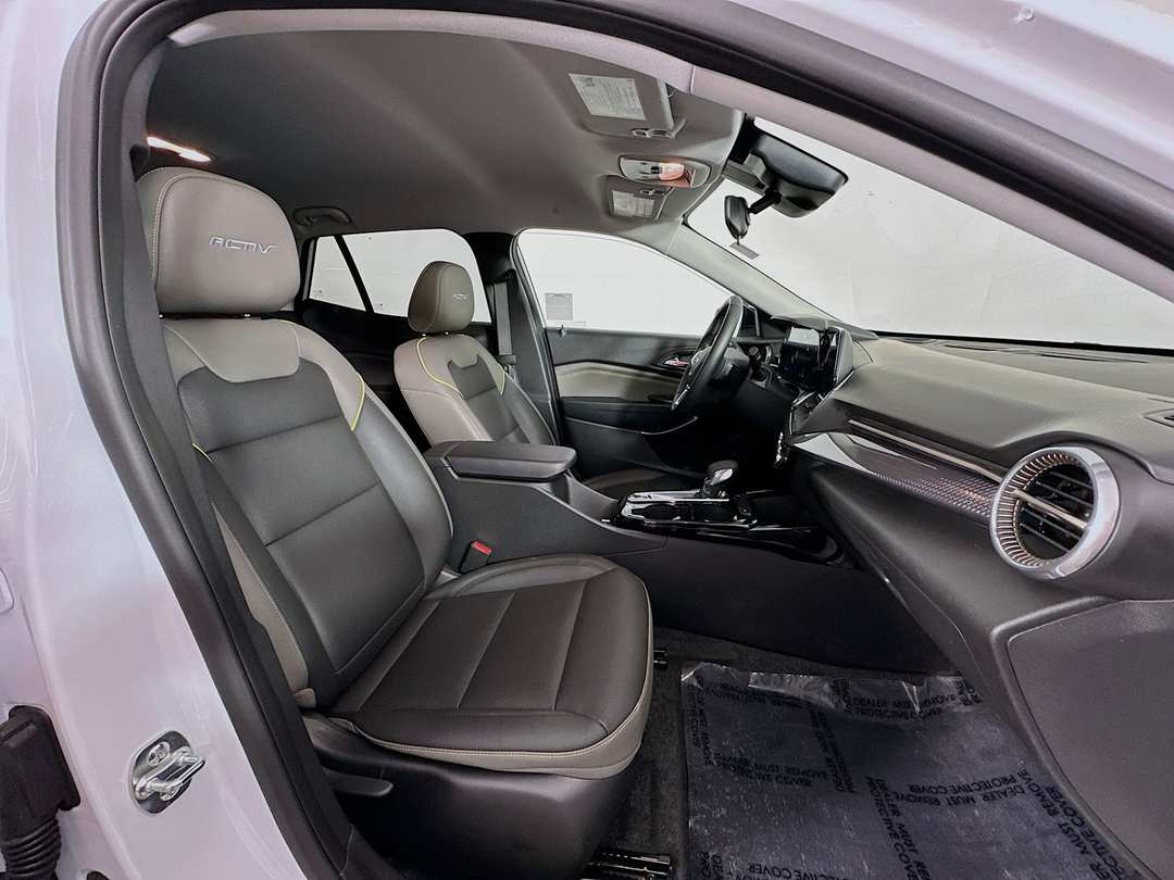 2025 Chevrolet Trax ACTIV - Image 27