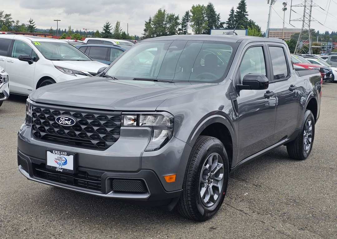 2025 Ford Maverick XLT - Image 3