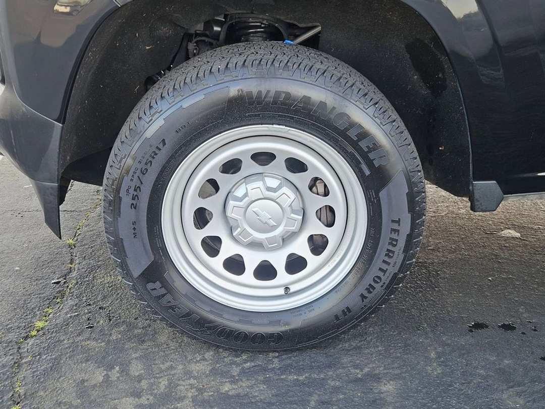 2024 Chevrolet Colorado Work - Image 36