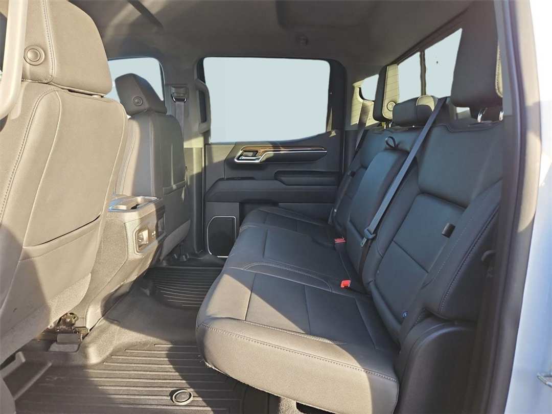 2024 Chevrolet Silverado 1500 RST - Image 22