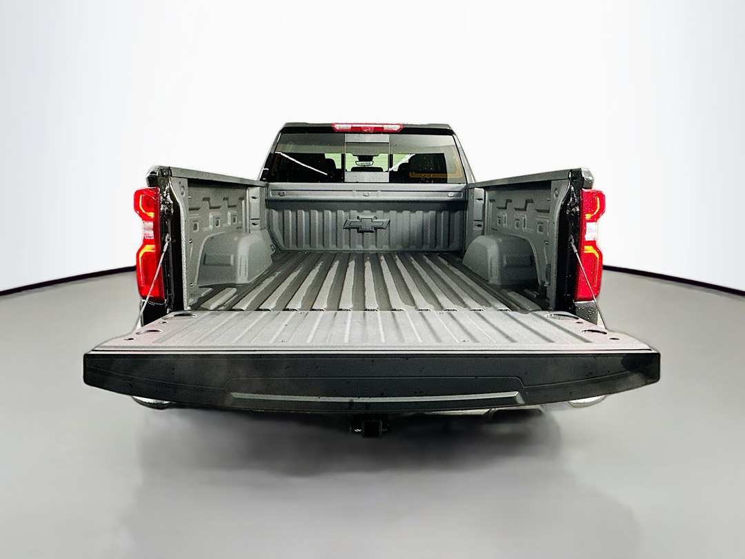 2025 Chevrolet Silverado 1500 LTZ - Image 28