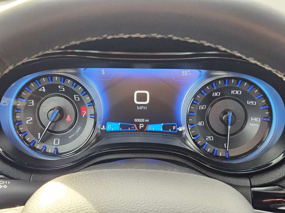 2023 Chrysler 300 S - Image 16